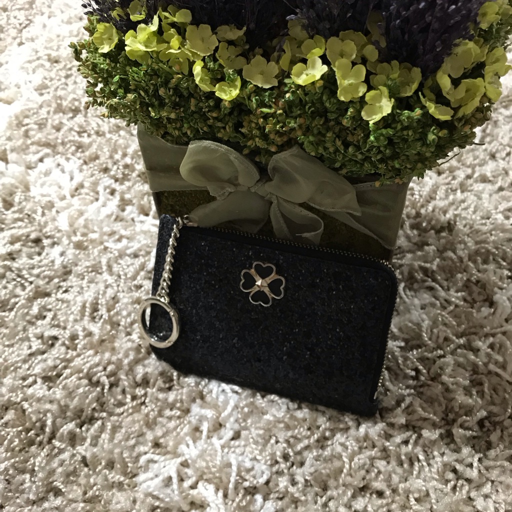 Kate Spade New York Medium L-Zip Card Holder Keychain Glitter Black